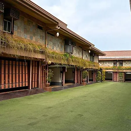 Victoria Court Hillcrest - Pasig