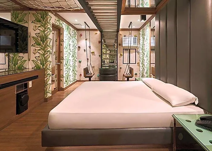 Hotel Victoria Court Hillcrest - Pasig 3*