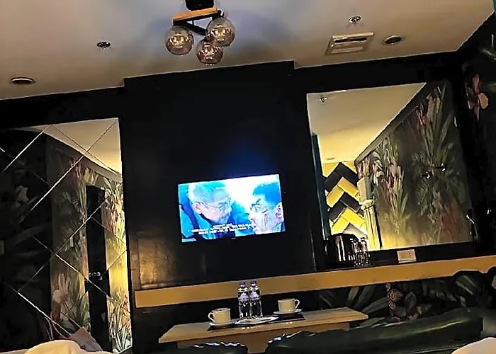 Victoria Court Hillcrest - Pasig Hotel